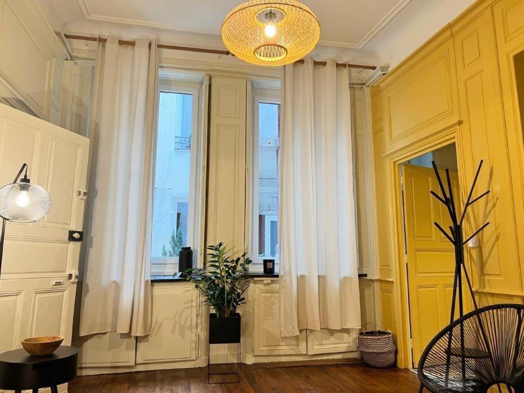 Apartamento Le Boudoir De Clem Chalon-sur-Saône Exterior foto