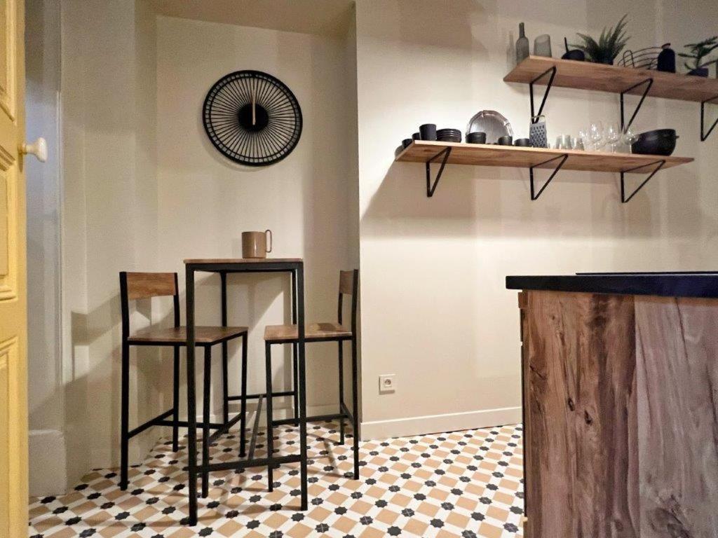 Apartamento Le Boudoir De Clem Chalon-sur-Saône Exterior foto