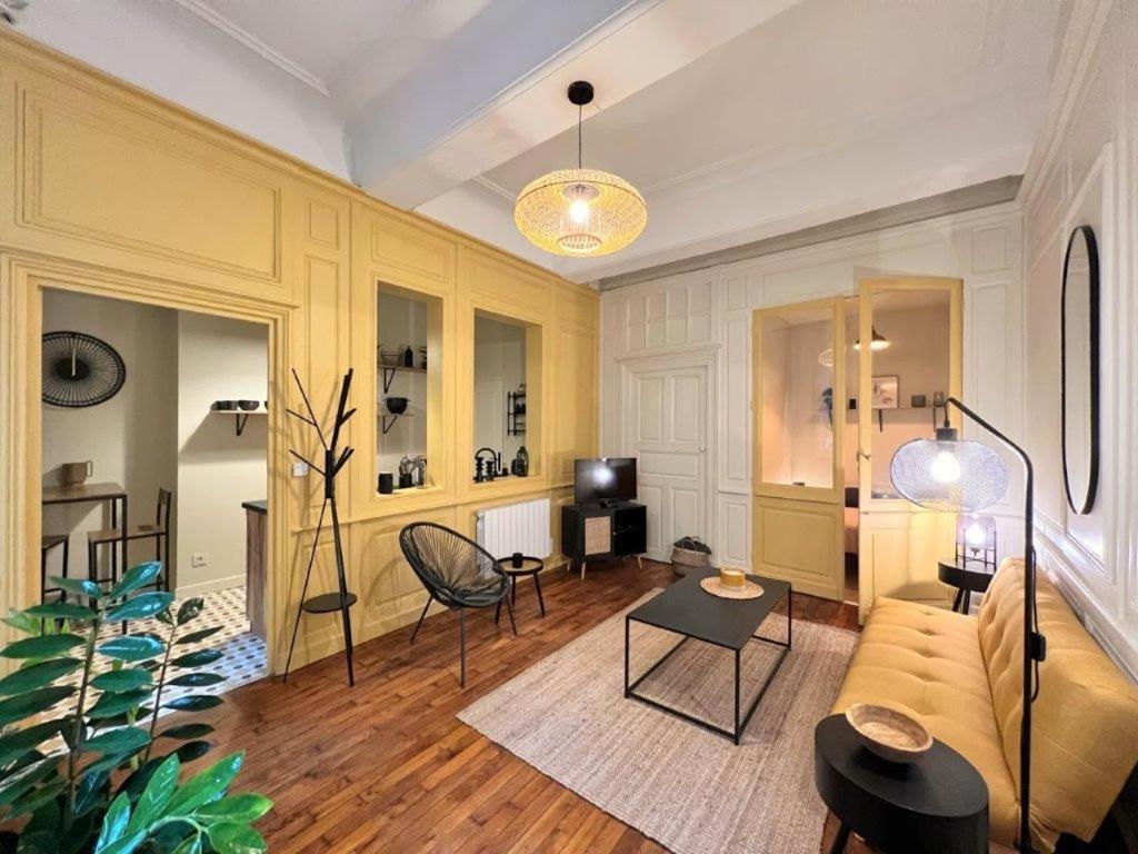 Apartamento Le Boudoir De Clem Chalon-sur-Saône Exterior foto